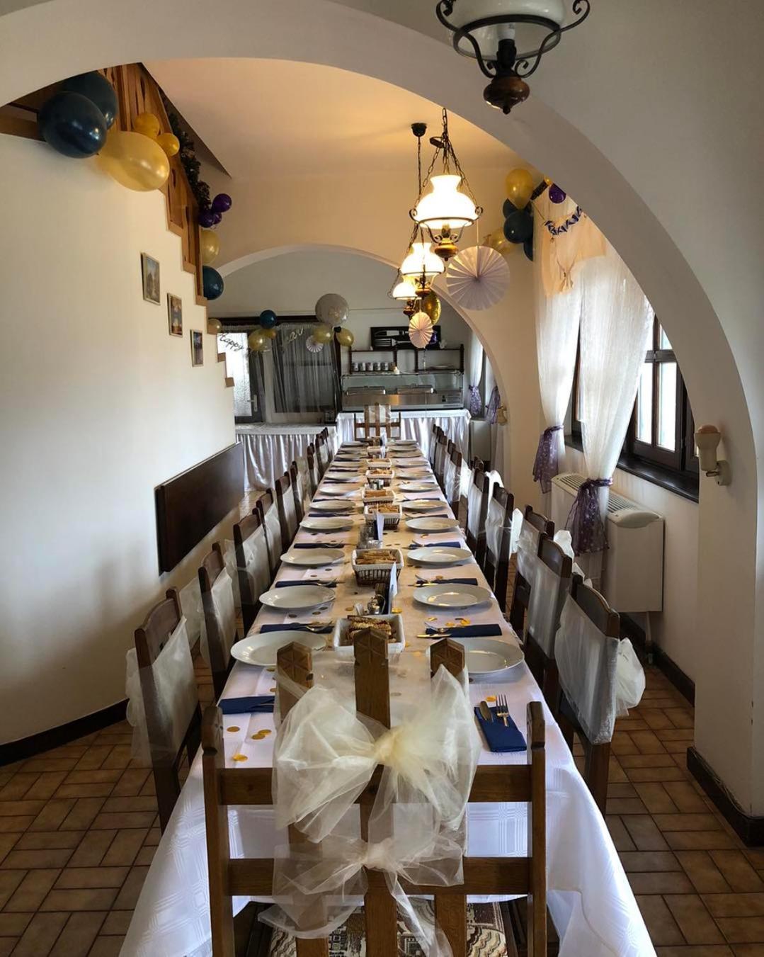 Gasthof Laci Betyar Hajduszoboszlo Bagian luar foto