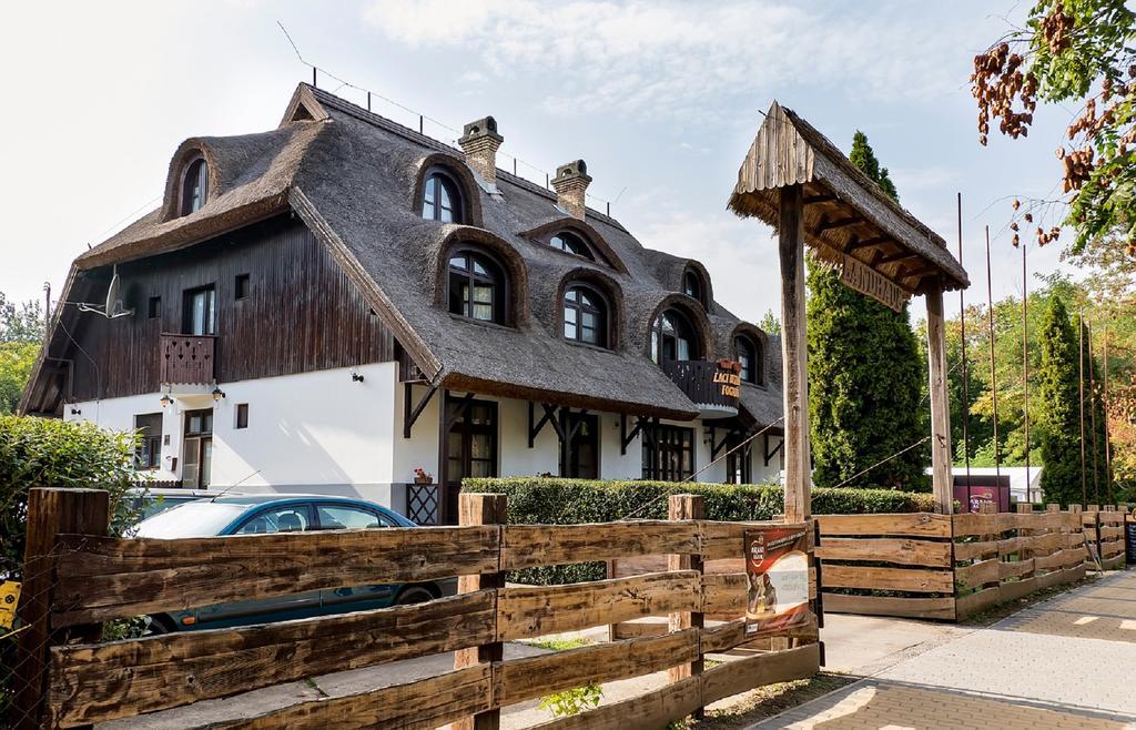 Gasthof Laci Betyar Hajduszoboszlo Bagian luar foto